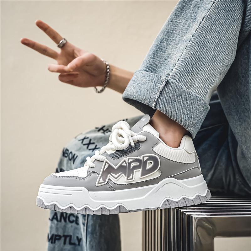 High Quality Casual Sports Shoes Double Color Lace-up Men's Shoes Comfortable Thick Sole Trend Versatile Shoes