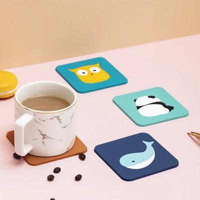Coussin isolant en silicone de 3 mm d'épaisseur, résistant aux hautes températures, adhésif anti-goutte, dessous de verre antidérapant, tapis de repas pour animaux en caoutchouc souple 3D,