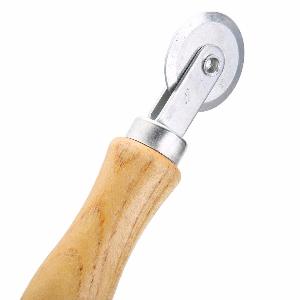 2X Dřevěná rukojeť Ruční váleček na spliny Síťový nástroj pro instalaci dveří a oken 8,3''