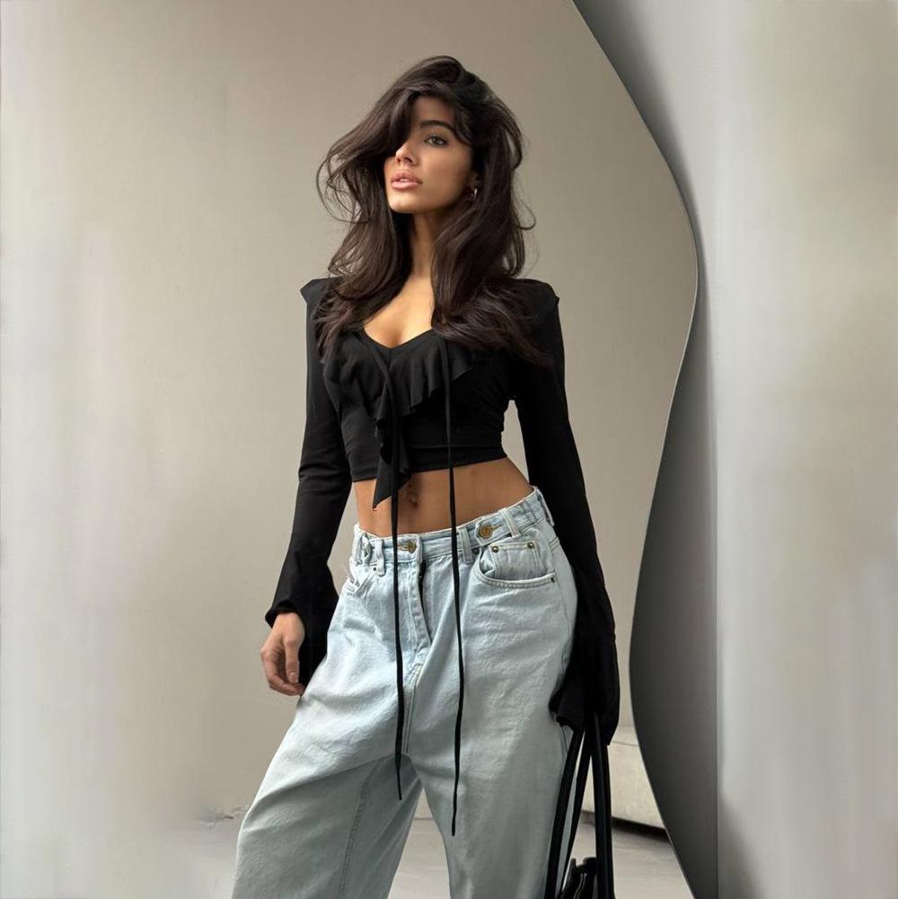 2025 Autumn New Collection, Solid Color, Ruffle Edge, Knitted Shirt, Women's Wear, Short Style, Sexy and Spicy Girl, Fashionable V-neck Top