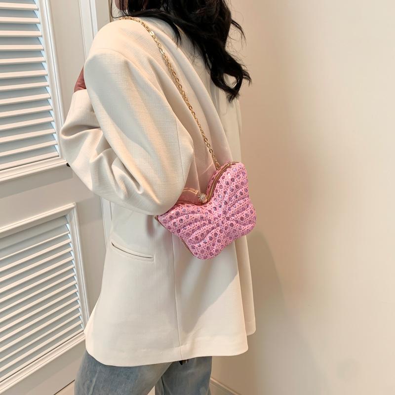2025 New Fashion Trend Fashion Fashion Dinner Bag Femininity Box Messenger Bag Butterfly Bag Chain Bag