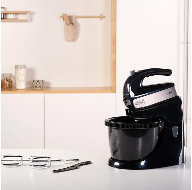 Ручной миксер Black&Decker BXMXA500E с насадками (ES9130090B)