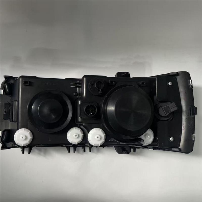 Compatible Headlight Lenses for DAF XF/CF 1743691/1743690.