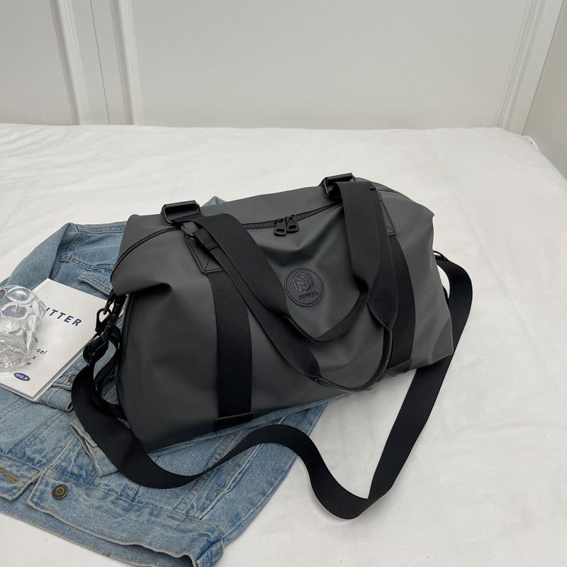 Women's 2025 Lightweight Large-Capacity Travel Fitness Handbag