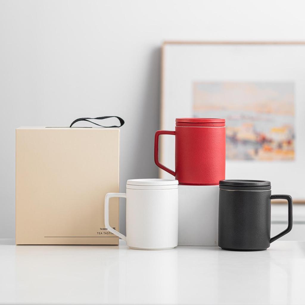Ceramic Tea and Water Separation Mug with Lid and Filter - Office Event Souvenir
