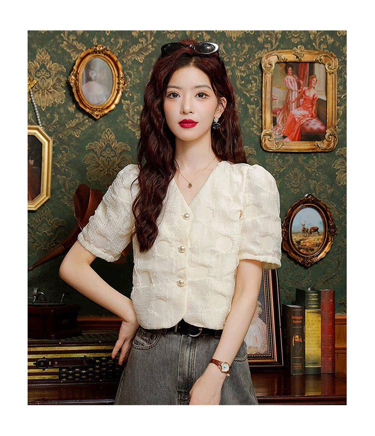 2026 Spring/Summer New Collection: Advanced, New Chinese Style, Simple, Slim, Comfortable, Versatile, V-neck Shirt for Women