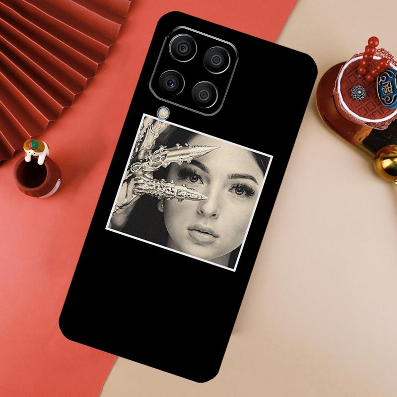 

Fashion Eva Queen For Samsung Galaxy M32 M16 M06 M12 M55 M15 M35 M14 M34 M54 M11 M21 M31 M13 M33 M53 M52 Case Samsung M21