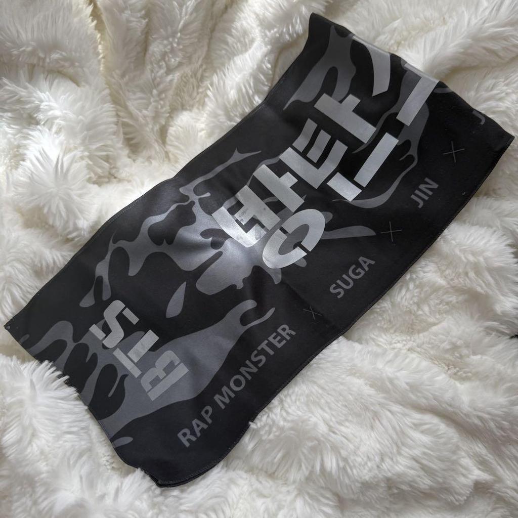 [USED] BTS Bangtan Amibomb Ver.2 Black Cloth Slogan (with Two Pouches)