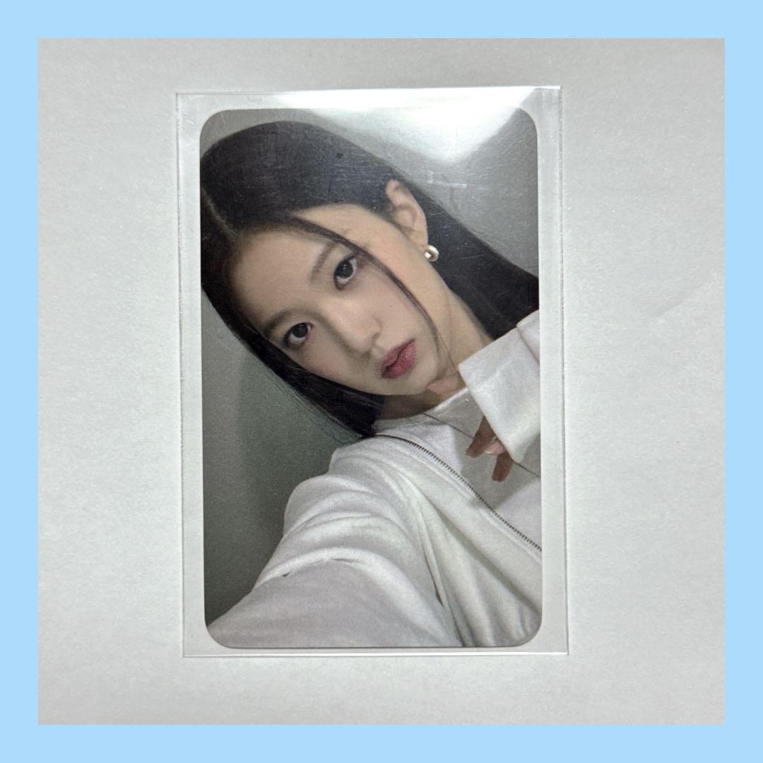 

[USED] IZNA JIYOON Korean POPUP Album Purchase Bonus Lucky Drop