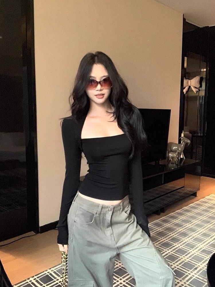 

High-End Black Square Neck Long Sleeve Women s Slimming Base Layer Top L 100-110 jin