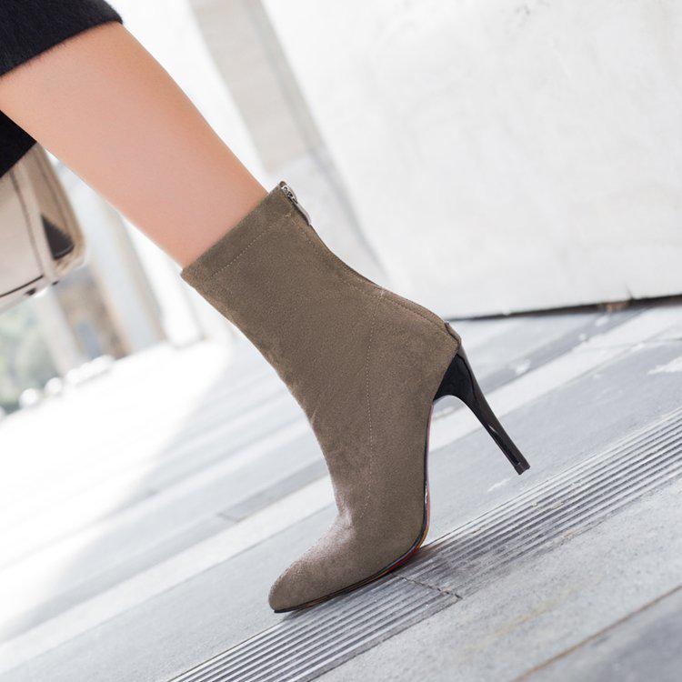 Short boots for women in autumn and winter 2025  new suede slim leg midsole elastic boots for women