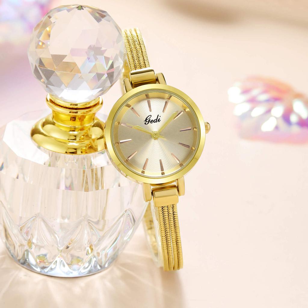 Simple And High-Value Creative Small Plate With Quartz Waterproof Women'S Student Niche Stainless Steel Watch