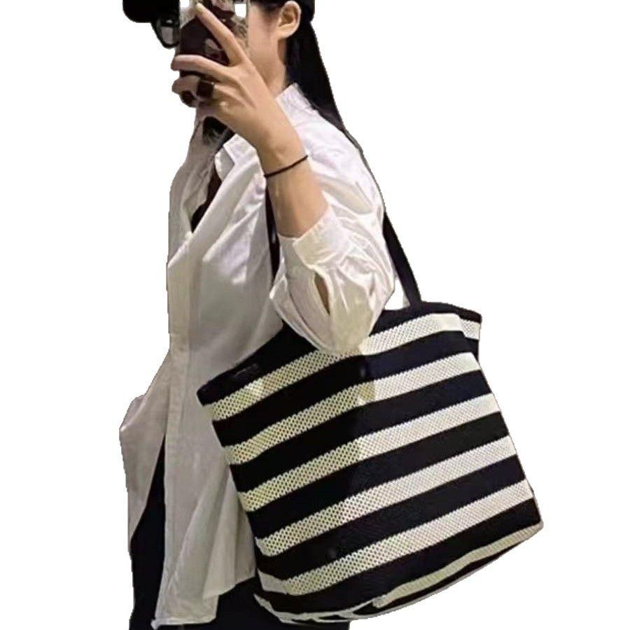 Premium black and white striped tote bag woven large capacity shoulder women's bag lazy wind lightweight vacation bag shopping bag