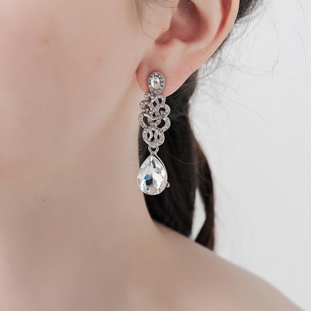 European Retro Rhinestone Alloy Earrings - High-End Luxury Jewelry for Women’s Daily and Bridal Accessories