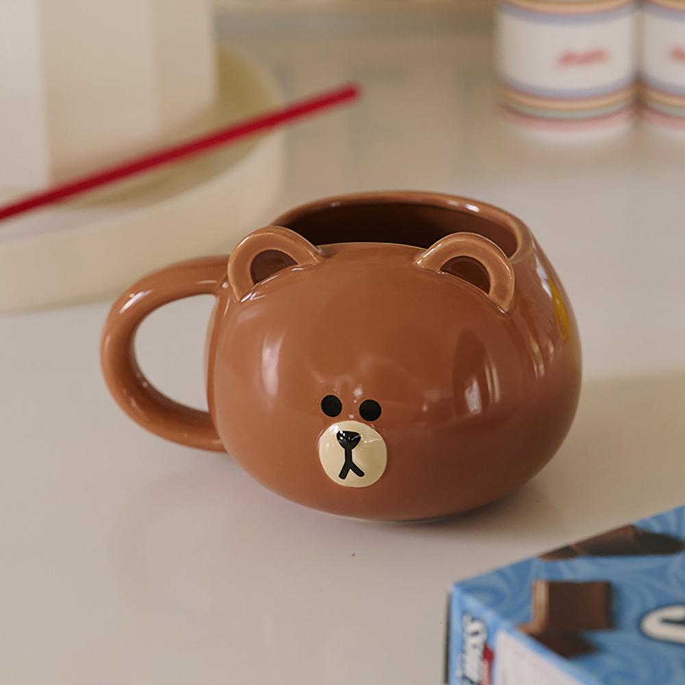 LINE FRIENDS Hug Brown Season 3 3D Embossed Ceramic Mug (440ml)