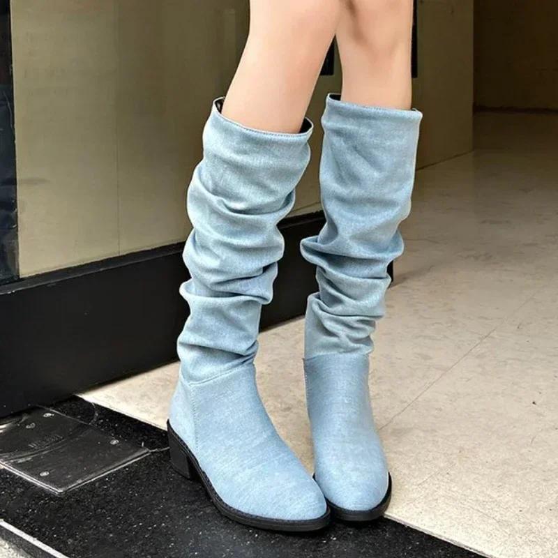 

Модная обувь женская 2024 модные женские сапоги с рукавами осенние с острым носком джинсовые однотонные высокие туфли на толстом каблуке большие размеры ковбойские сапоги 42 джинсовый синий