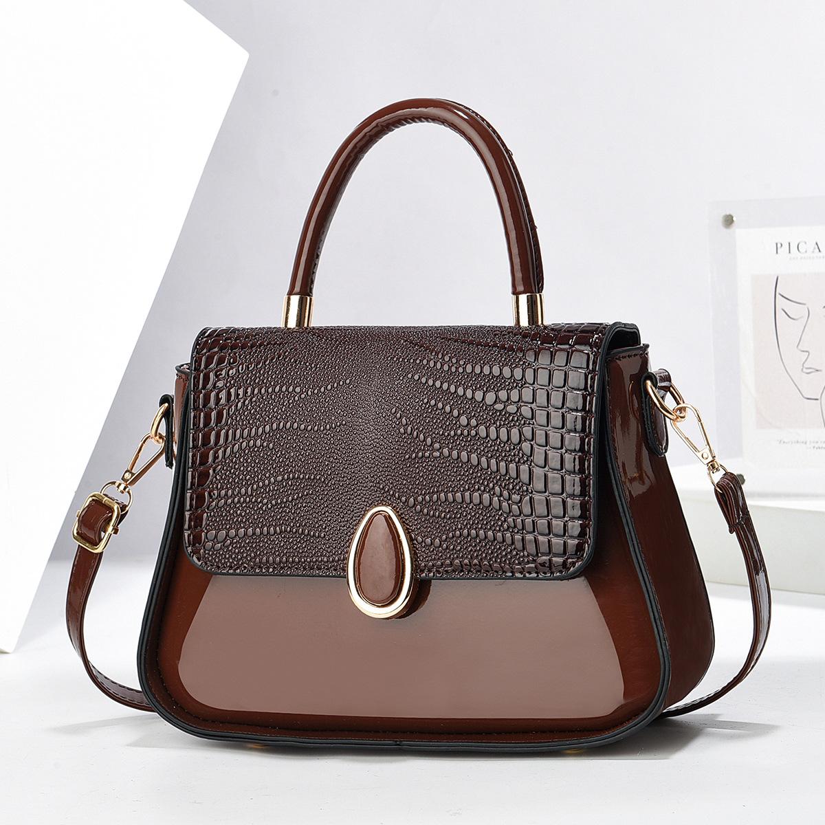 

Premium Fashionable Shiny Leather Small Size Bag with Long Embossed Crocodile Design Texture, Single-shoulder Hand-held Compact Bag .