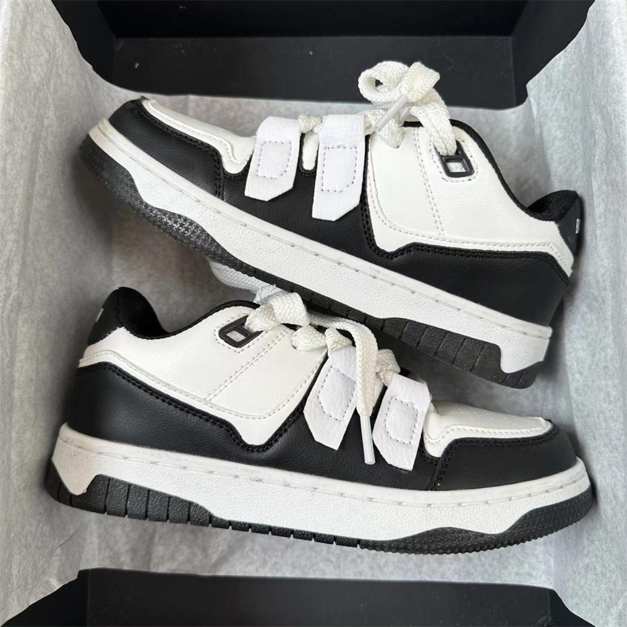 

2025 Student leisure street shooting ins low-top thick-soled heightening board shoes for women, Han Harajuku port style sports, white shoes for men 44