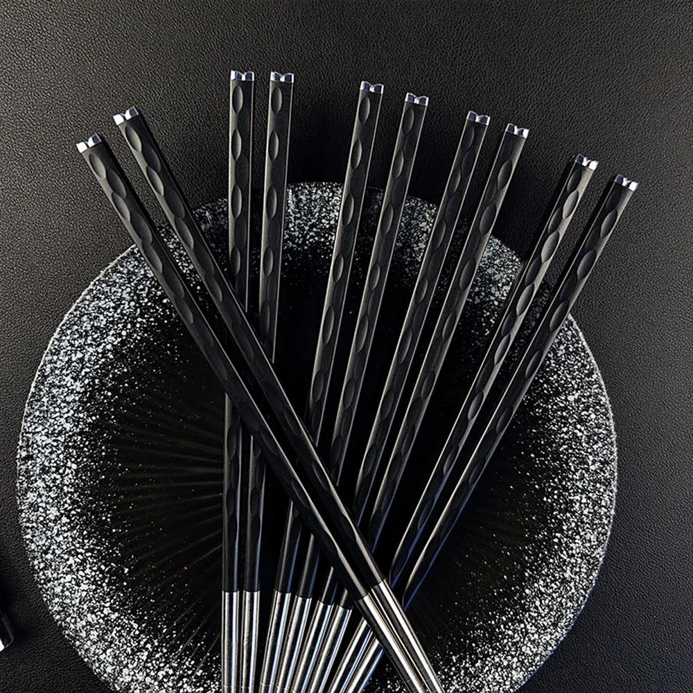 5 Pairs Black Japanese Chinese Chopsticks For Eating Food Sushi Sticks Reusable Metal Korean Chopsticks Set Healthy Tableware