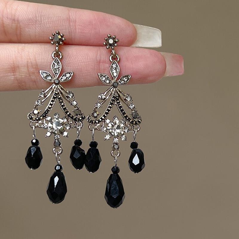 Vintage Ethnic Style Rhinestone Flower Shaped Water Drop Earrings For Women Elegant Long Texture Dangle Earring Female Jewelry