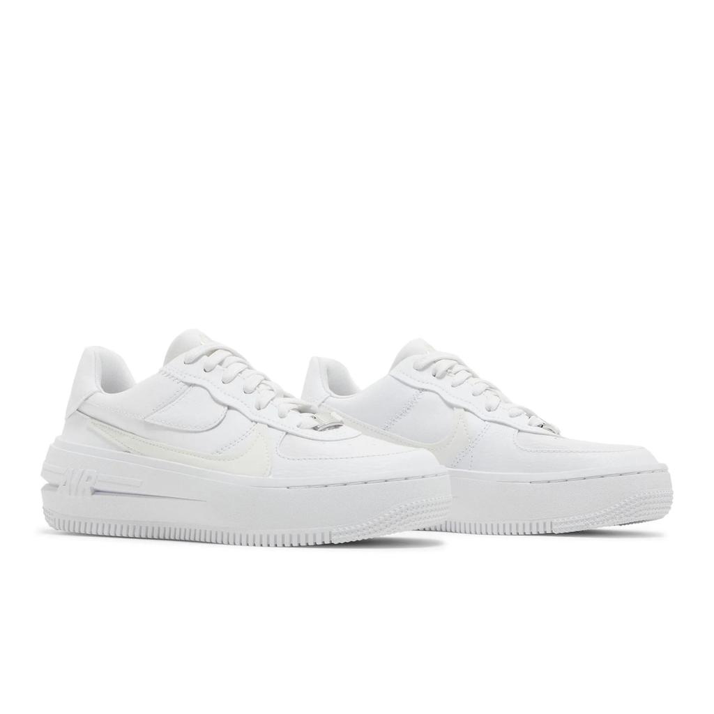 Nike Womens Air Force 1 PLT.AF.ORM 'Triple White' (women's sizes) White / Summit White / White / White Skate Shoes DJ9946 100
