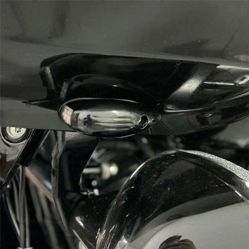 Ac29-Motorcycle Front LED Turn Signals Running Signal Light Accessories For Davidson Road Glide FLTRX 2015- Silver