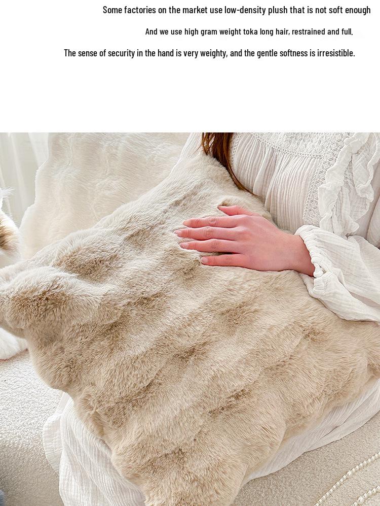 Tuscany Nordic Style Faux Fur Plush Pillow - Autumn/Winter Rabbit Fur Throw for Sofa & Bedroom