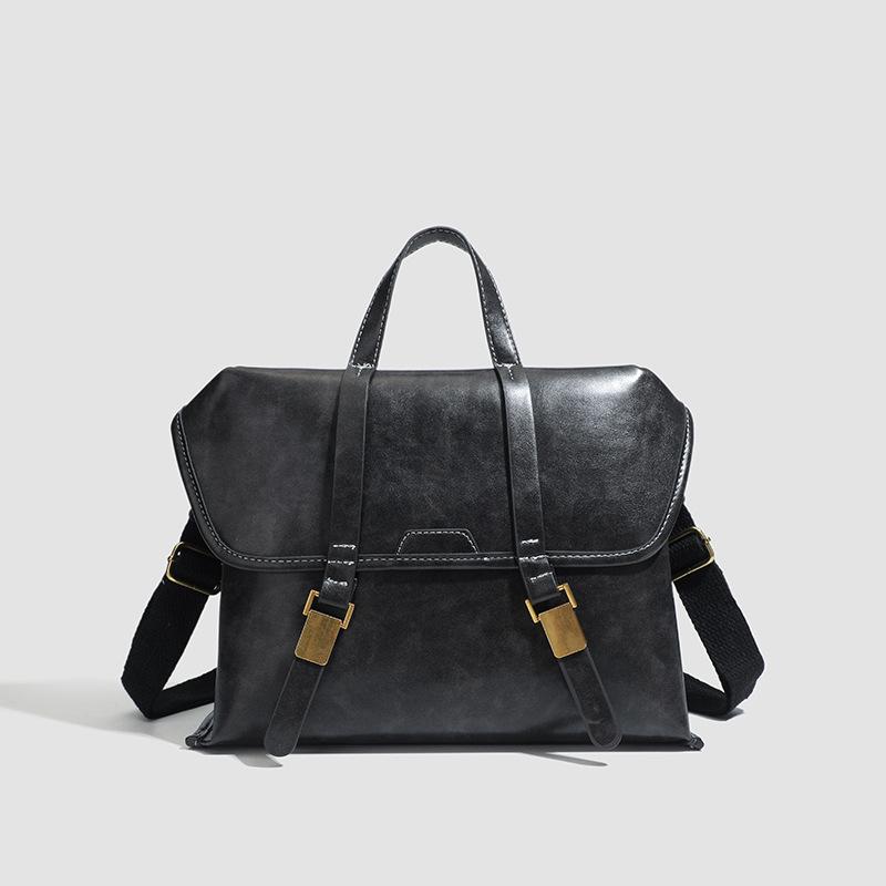 

Модная женская портативная сумка большой вместимости, новый рюкзак в стиле колледжа в иностранном стиле, ретро рюкзак для поездок на работу в британском стиле. чёрный