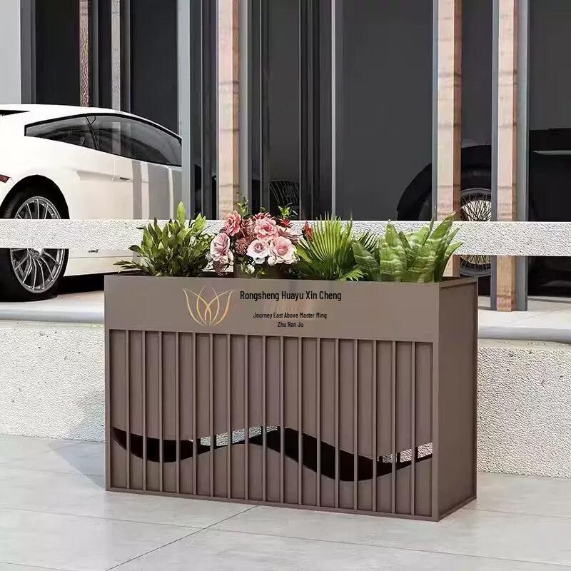 Modular Outdoor Metal Planter & Partition