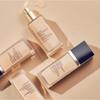 Estee Lauder Futurist Aqua Brilliance SPF 20 PA+++ 30ml, 1N1 Ivory Nude, 1 Piece