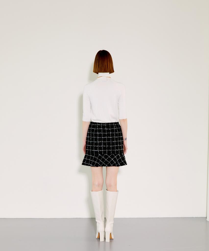 Chaenyuyog Check Mini Flare Skirt [White Check]