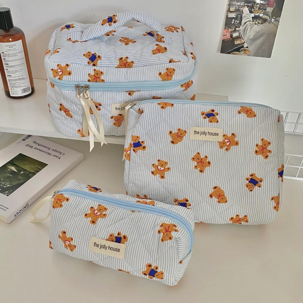 Large Korean-Style Bow Makeup Bag: Spacious, Portable Travel Toiletry and Cosmetic Storage for Girls