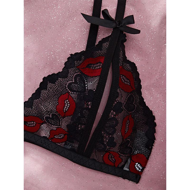 Embroidery Sexy Lace Bow Underwear Thong Women's Hollow Out See Through Bikini Erotic Thin Section Gathered Temptation Bra Set