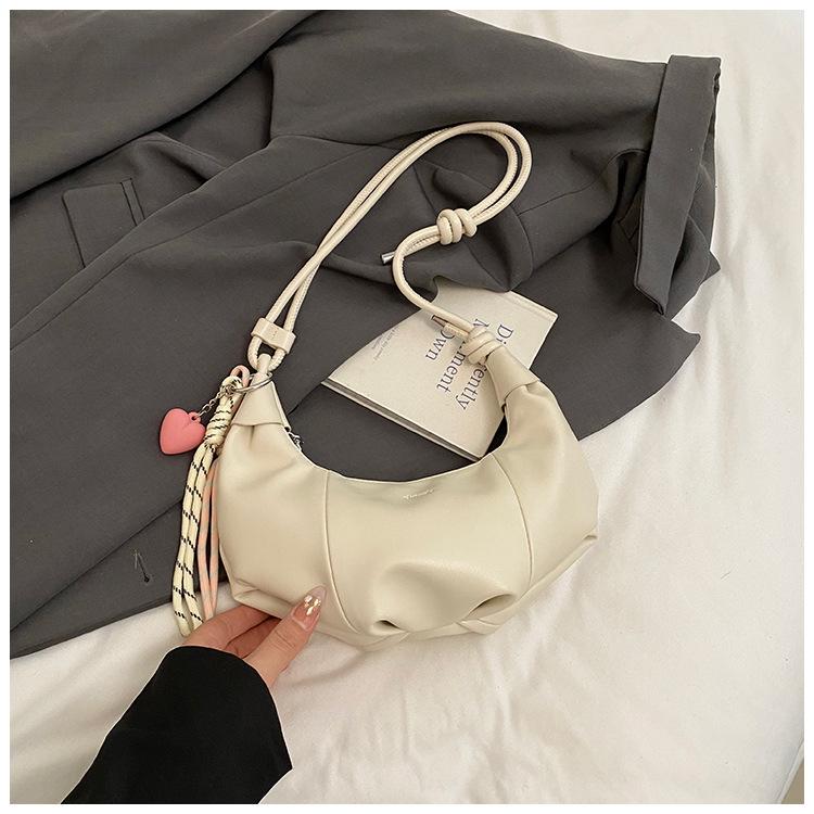Casual commuter dumpling bag women's 2025 new trendy fashion versatile shoulder bag pleated slack messenger bag