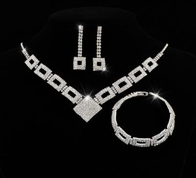 Fashion Gorgeous Jewelry Set - Sparkling Women 3pcs Set And Necklace - Can Be Worn As A Bracelet To Showcase Evening Charm Suit Earrings  Unique