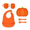 6dílná sada silikonových dětských jídelních potřeb s dýní – Sada talíře s přísavkou, bryndáčku a příborů s halloweenským motivem, opakovaně použitelná a bezpečná jídelní sada