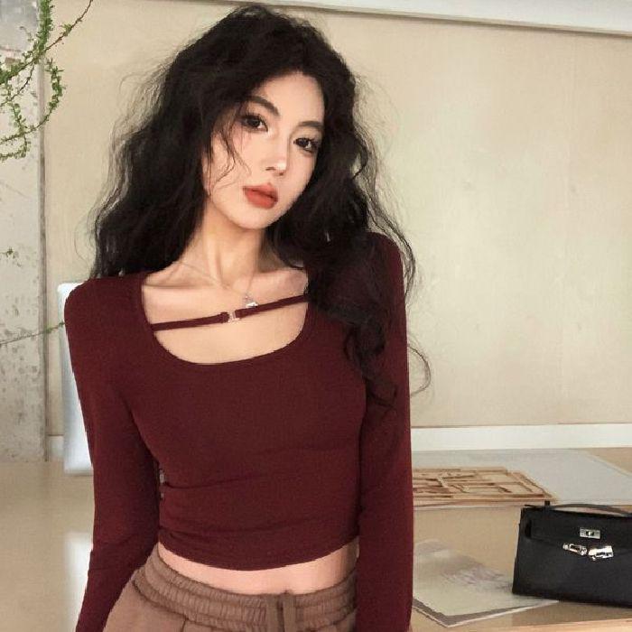 Damen Weinrot Schmal Geschnitten Langarm U-Ausschnitt Basisschicht Oberteil - Tailliert, Schick und Hochwertiges Winter-T-Shirt