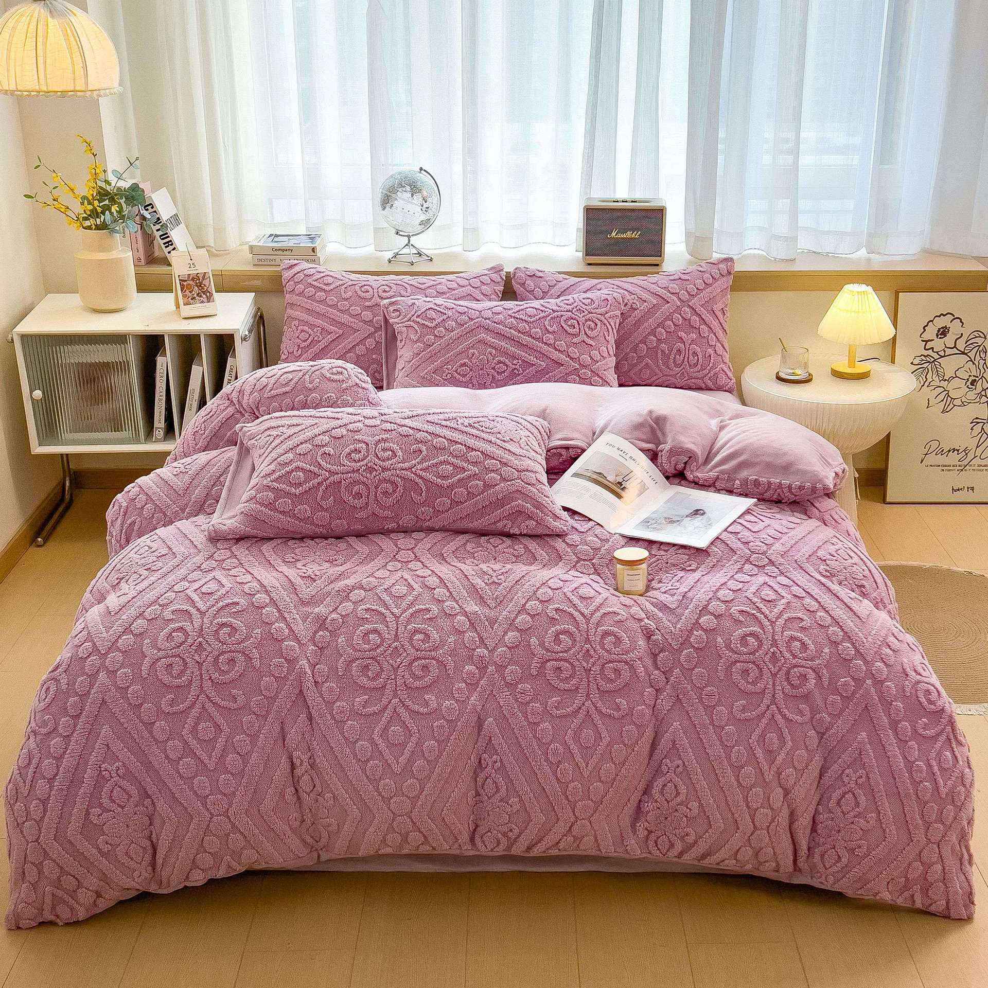 

Зимний утолщенный комплект постельного белья из молочного флиса, четырехпредметный, теплый, приятный к коже, простыня, пододеяльник, наволочка 1.2M bed