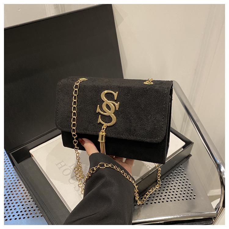 

2024 Ретро Мода Женская Маленькая Квадратная Сумка Через Плечо чёрный