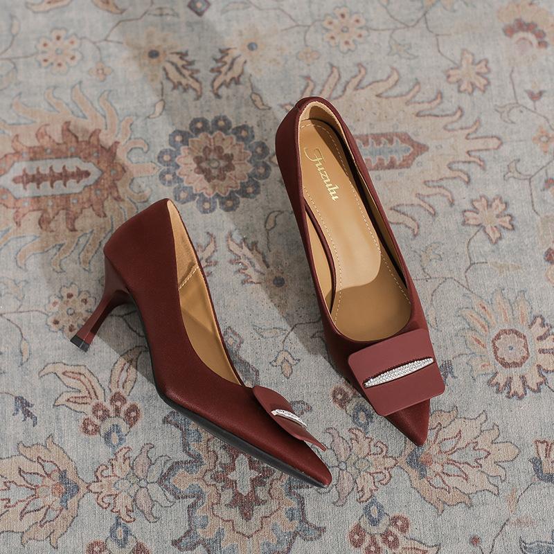 French high heels women's stiletto 2025 spring new burgundy satin light mouth professional commuter fashion single shoes women