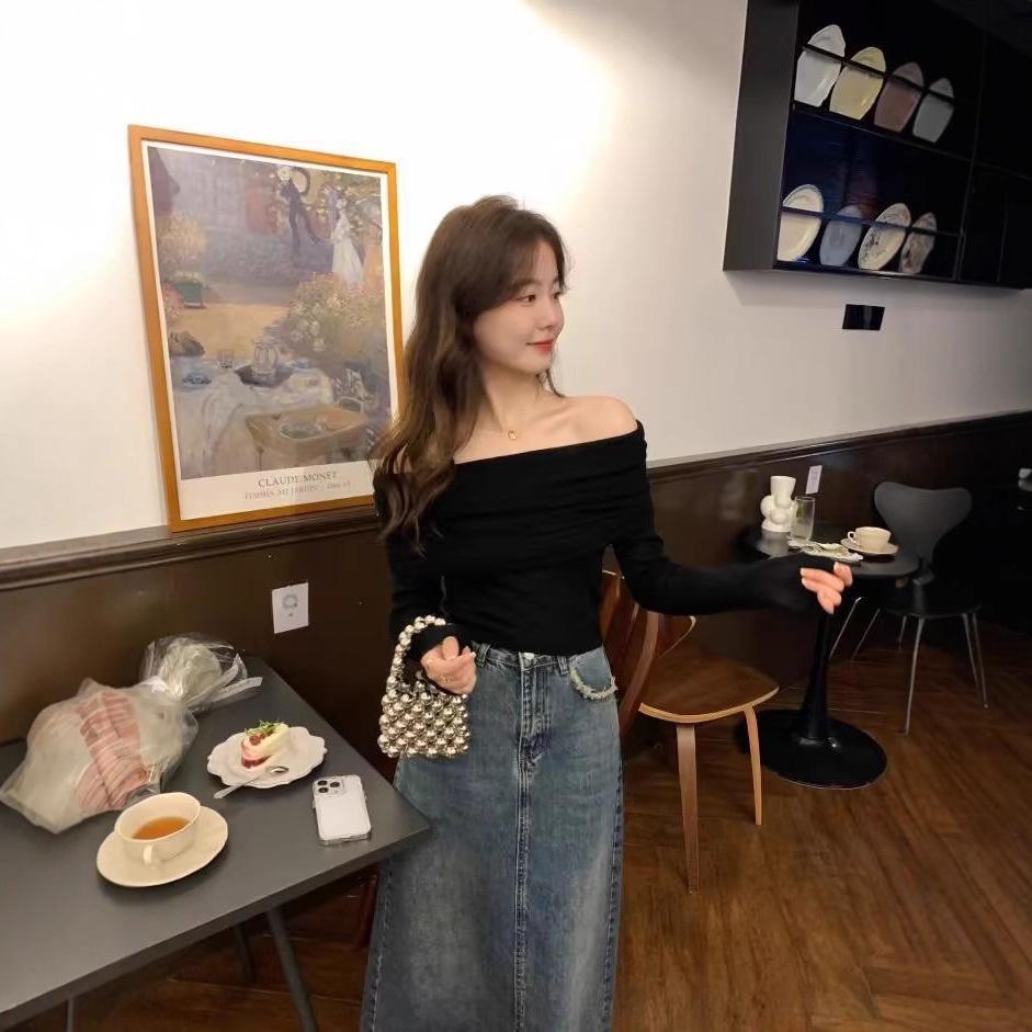 2025 New Korean Style One-Shoulder Slim Fit Long Sleeve Top for Women
