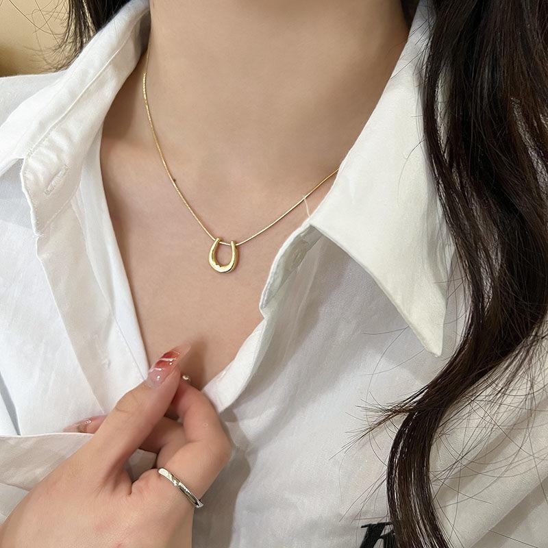 Titanium Steel Geometric U Necklace Women Light Luxury Niche Design Simple Clavicle Chain