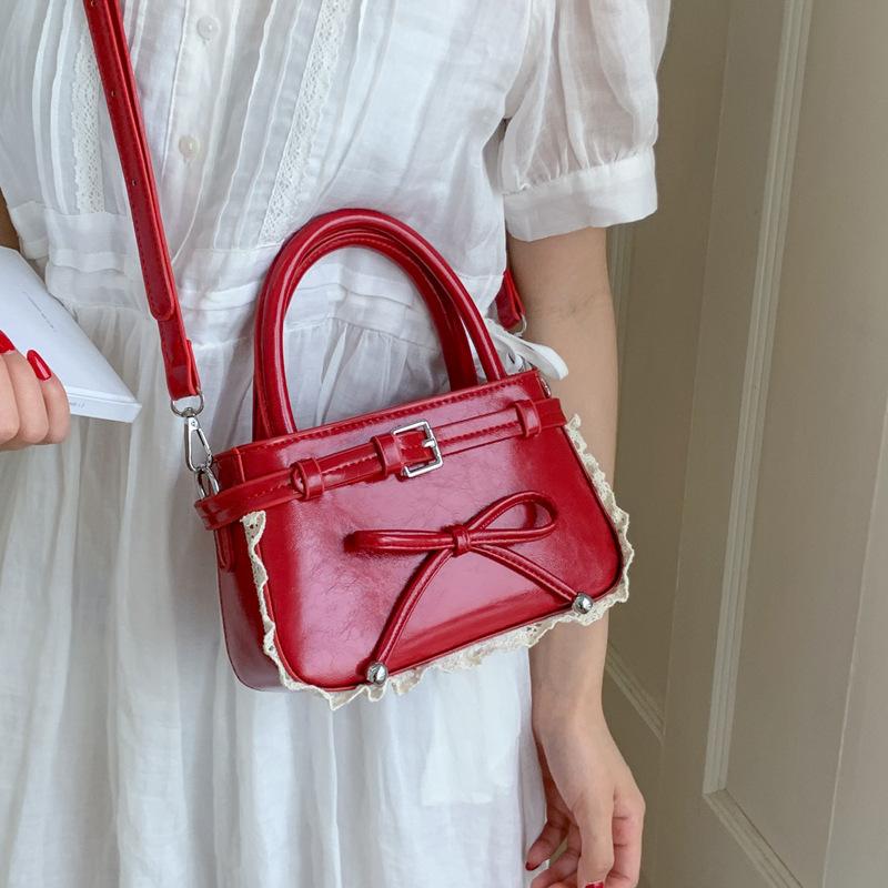 Women's bags Women's 2025 summer new hot-selling niche handbags Simple and exquisite shoulder messenger bags Small square bags