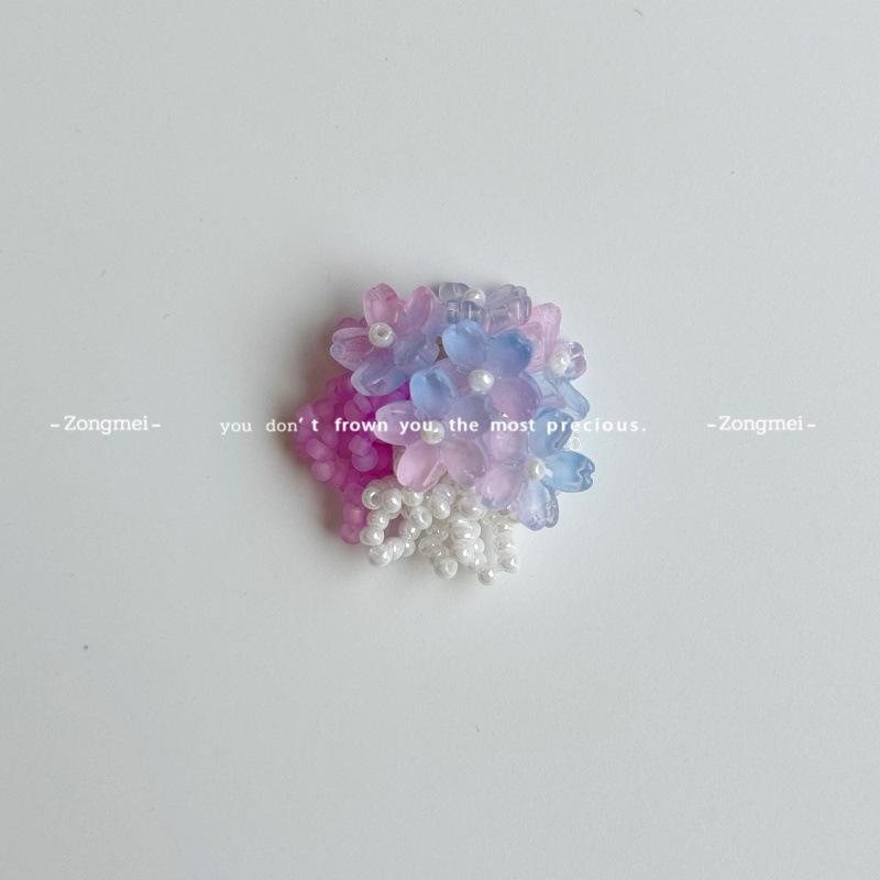 Свежие и простые цветочные грозди: Ручная работа: Аксессуары из бусин для волос, сережки, одежды, обуви, сумок, шляп и чехлов для телефонов.