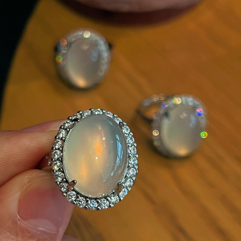 Jadeite White Ice Light, Natural White Chalcedony Ring, Agate Ring, Real Shot.
