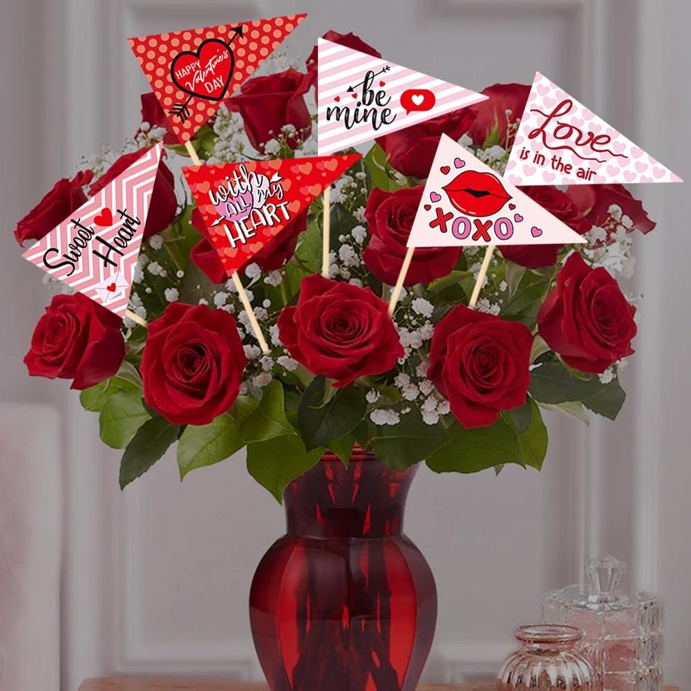 Decorative Day Valentines Vase Plugin With Letter Print Design For Atmosphere