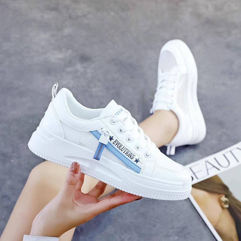 Fashion Women White Skateboard Shoes Summer Casual Sport Running Shoes Outdoor Breathable Lace-up Metal Decoration Flat Shoe
