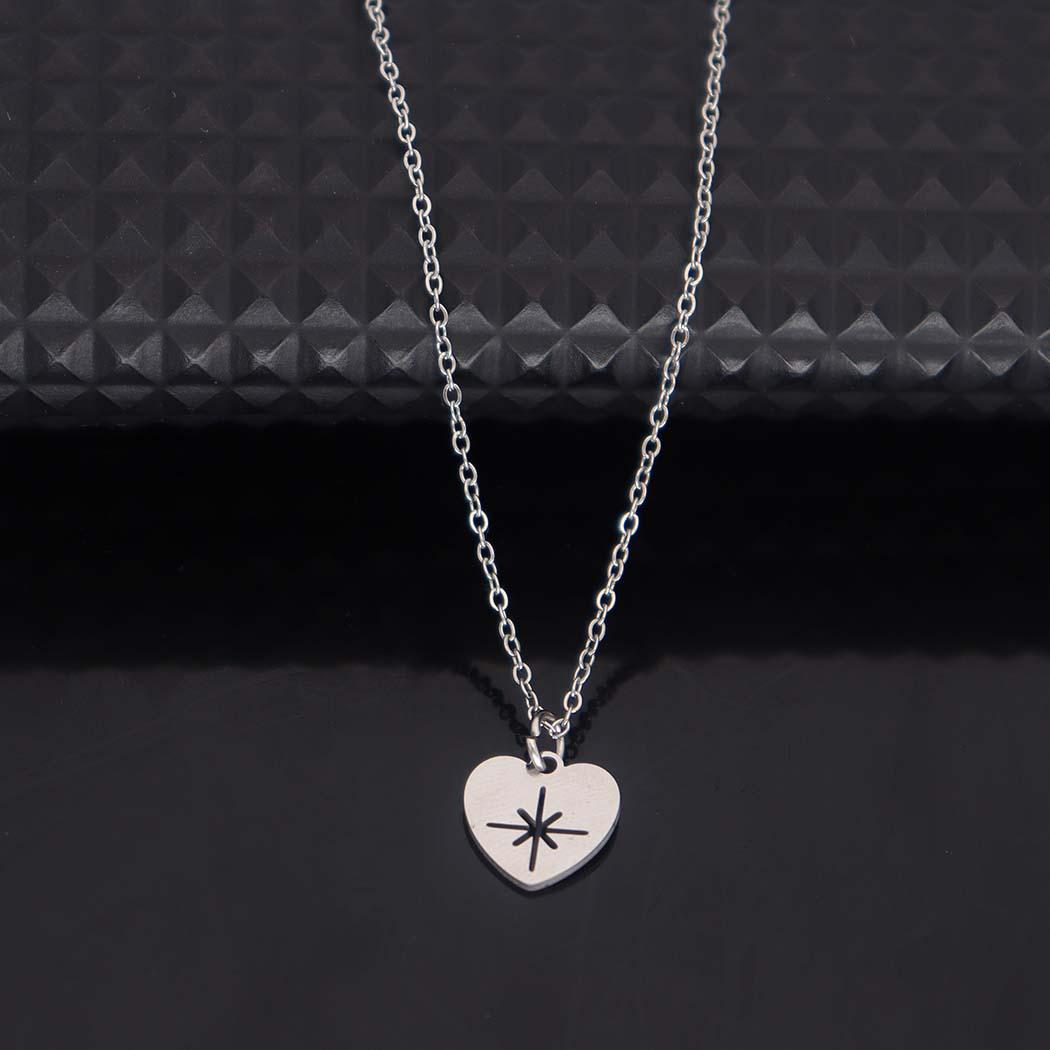 European & American Style Five-Pointed Star Heart Clavicle Necklace – Women s Elegant Star Pendant Jewelry. серебряный