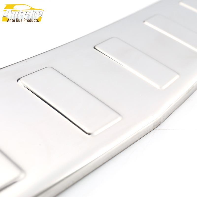 GLK300 Rear Guard Plate: Stainless Steel Tailgate Trunk Protection Pedal Accessory