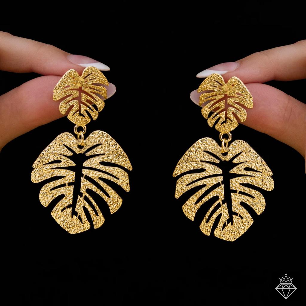 Women's Leaf Shaped Drop Earrings